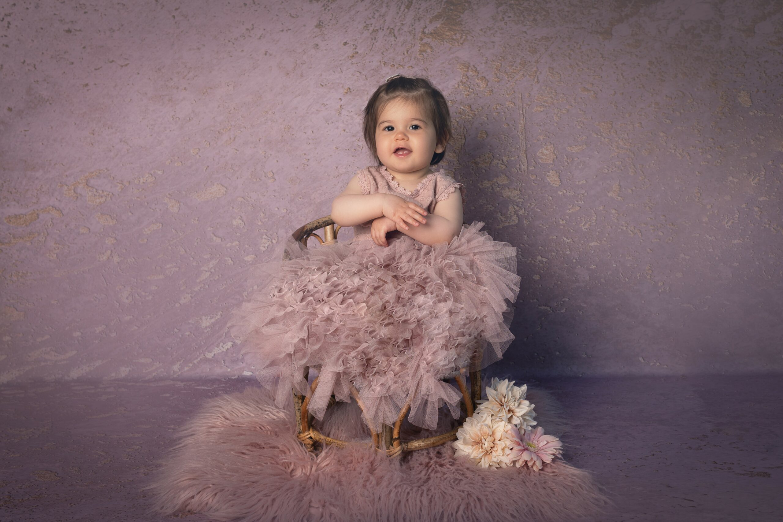 Portrait artistique de bébé entre 7 et 12 mois